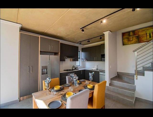 3 BEDROOM PROPERTY TO RENT IN MENLO PARK